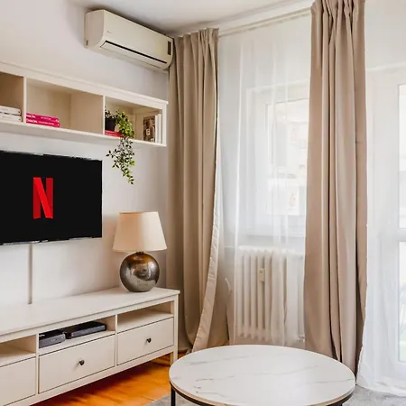 Sunshine Haven - M&n * Бухарест