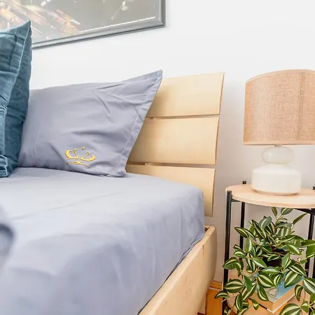 Sunshine Haven - M&n Boekarest