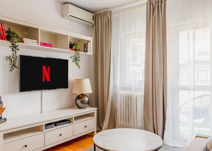 Sunshine Haven - M&n * Bukarest