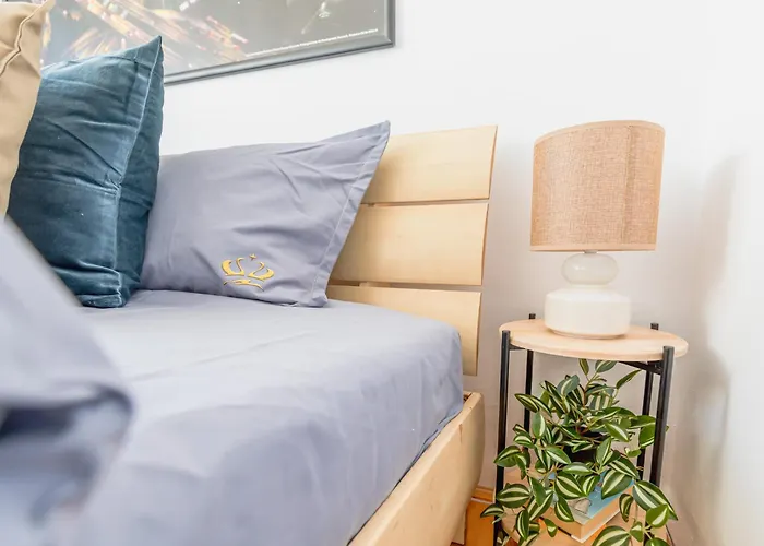 Sunshine Haven - M&n Бухарест