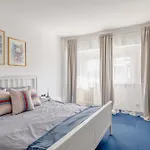 Sunshine Haven - M&n * Bucureşti