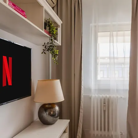 Sunshine Haven - M&n Bükreş